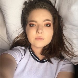 Meet your Posher, Kira